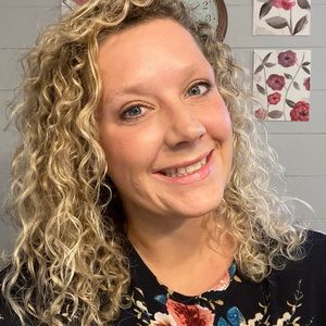 Meet your Posher, Ellen